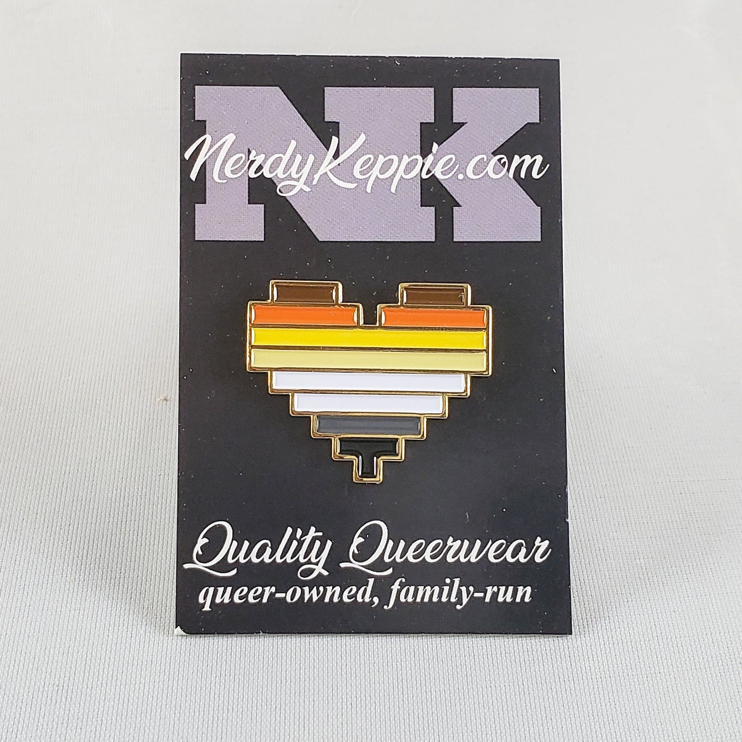 Console Pride 8-Bit Heart Pride Enamel Pins