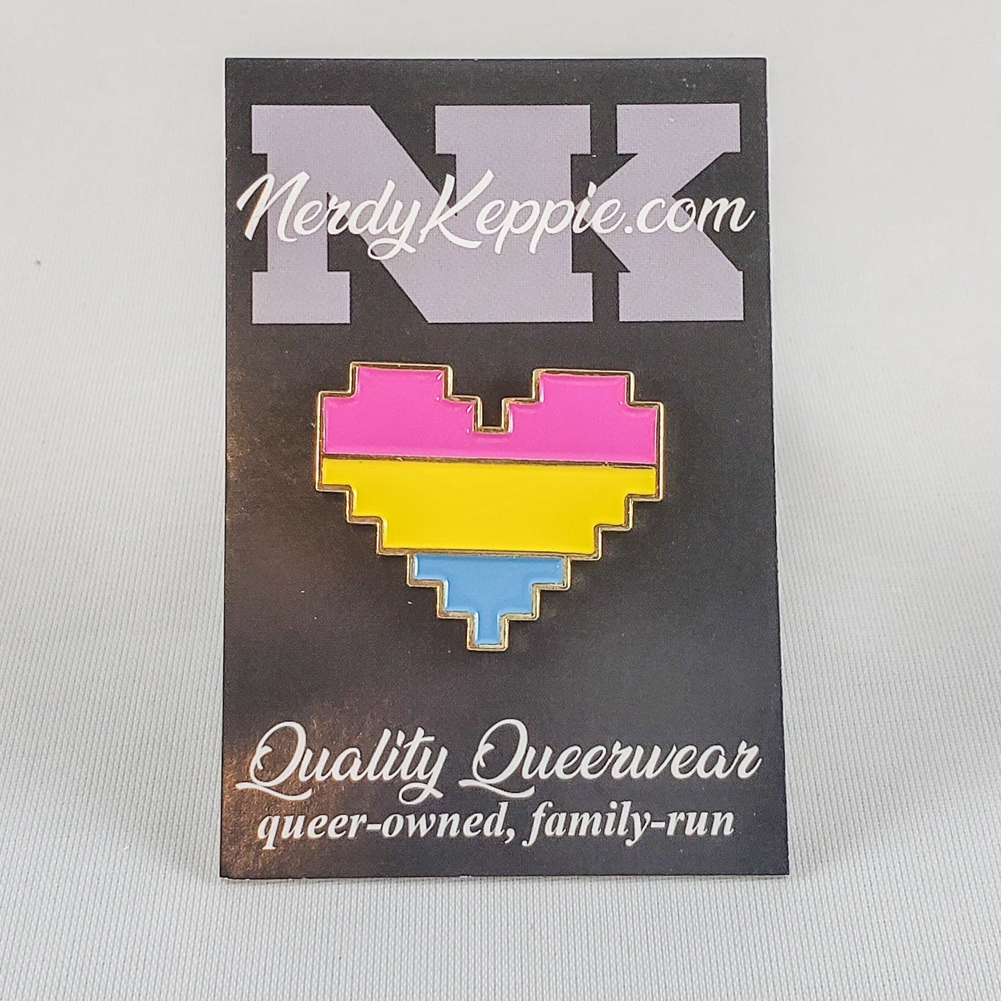 Console Pride 8-Bit Heart Pride Enamel Pins