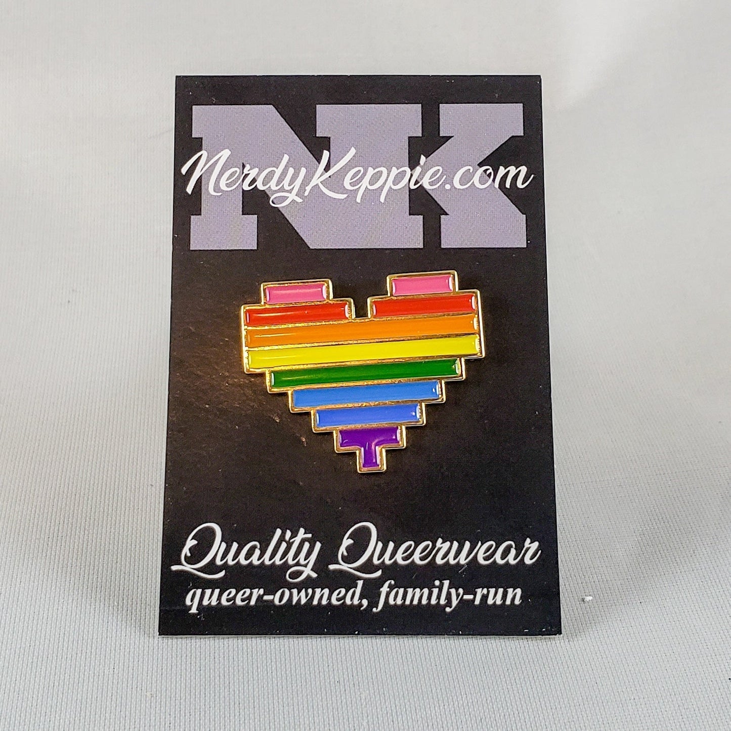 Console Pride 8-Bit Heart Pride Enamel Pins